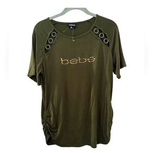 NWT Bebe Leopard Print Logo Short Sleeve Olive Shirt Women’s Size‎ Large